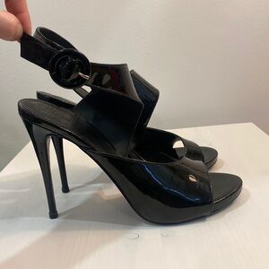 Guess Euc Glossy Ankle Strap Heel Sandal